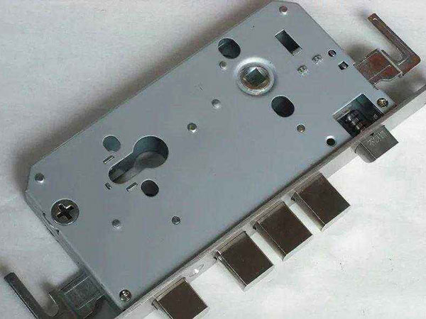 贵阳市24小时上门开锁公司